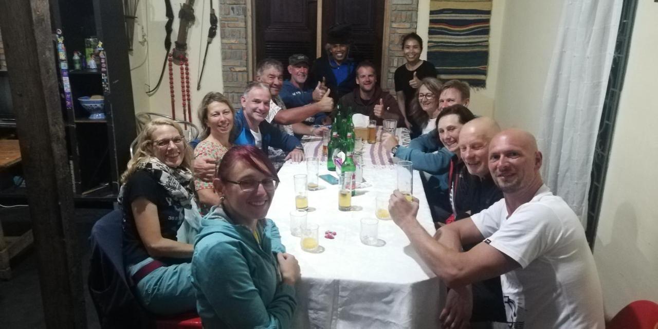 Smiley'S Homestay Берастаги Екстериор снимка