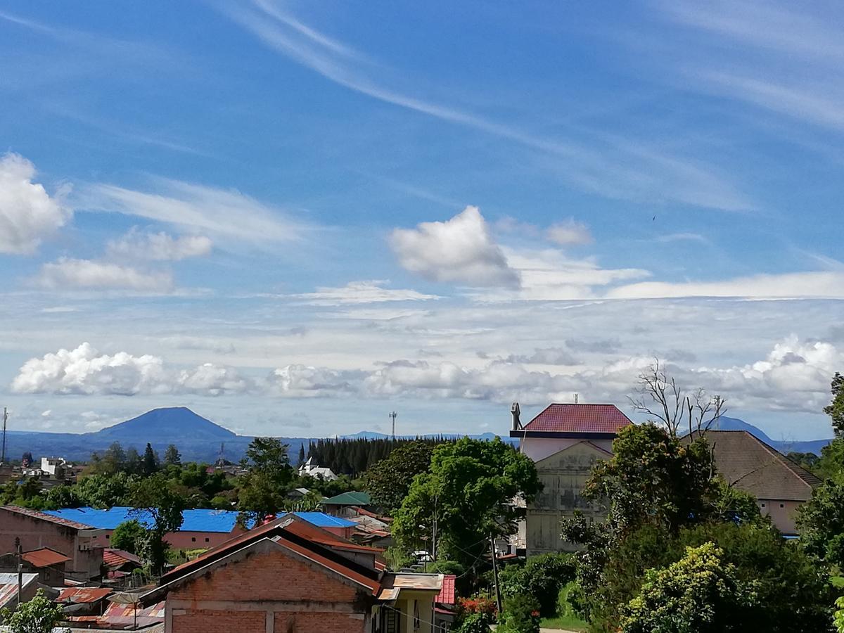 Smiley'S Homestay Берастаги Екстериор снимка